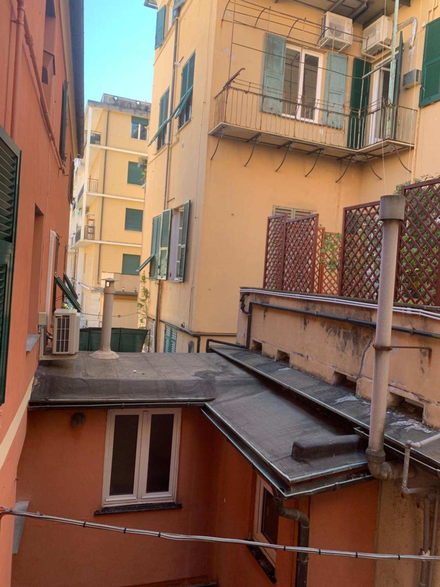 The First Colombo Brignole XX Settembre Apartment Genoa Luaran gambar